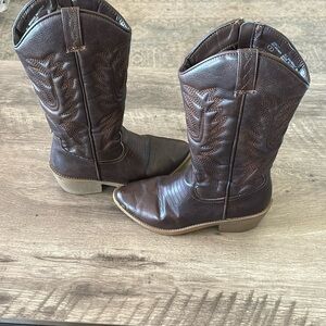Steve Madden JSalty side zip up cowboy boots size 5